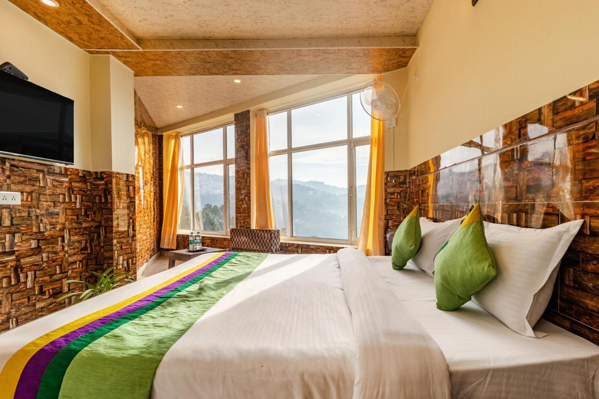 Treebo Srishti Vaikunth With Mountain View Hotel Shimla Exterior foto