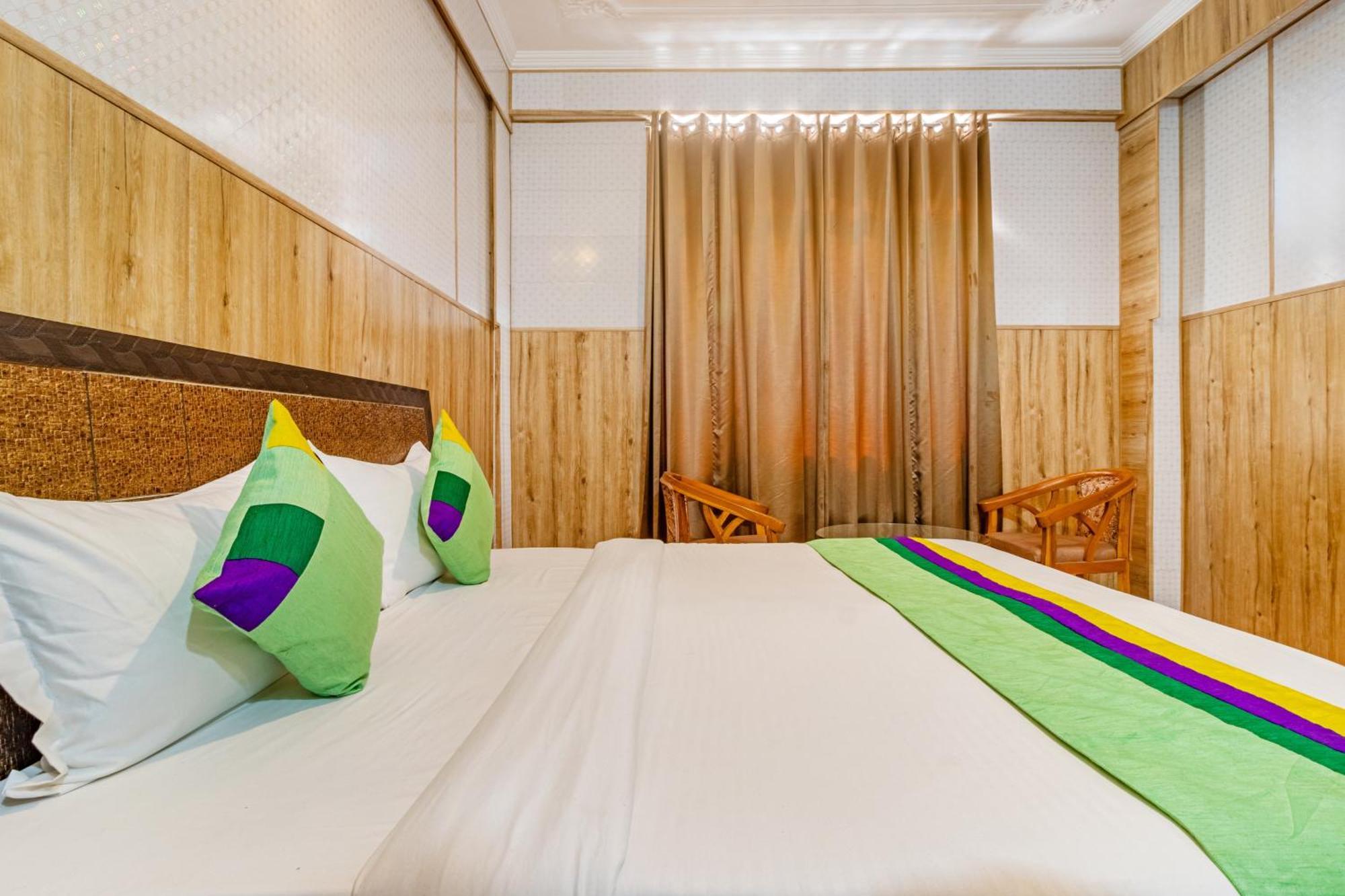 Treebo Srishti Vaikunth With Mountain View Hotel Shimla Exterior foto